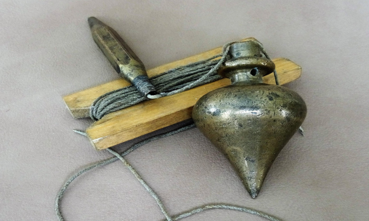 plumb bob -