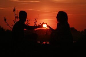 couple sunset love